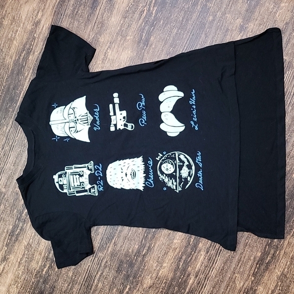 Star Wars tshirt juniors size Medium like new Chewie, Pew Pew, Vader, Death Star - Picture 1 of 10
